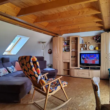 아파트 Am Pochwerk-badeteich 브란드에르비스도르프