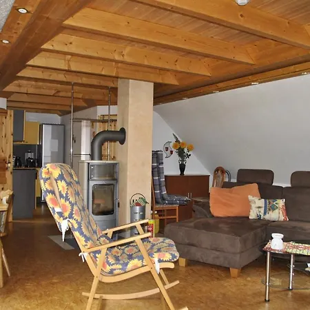 Am Pochwerk-badeteich Apartment *